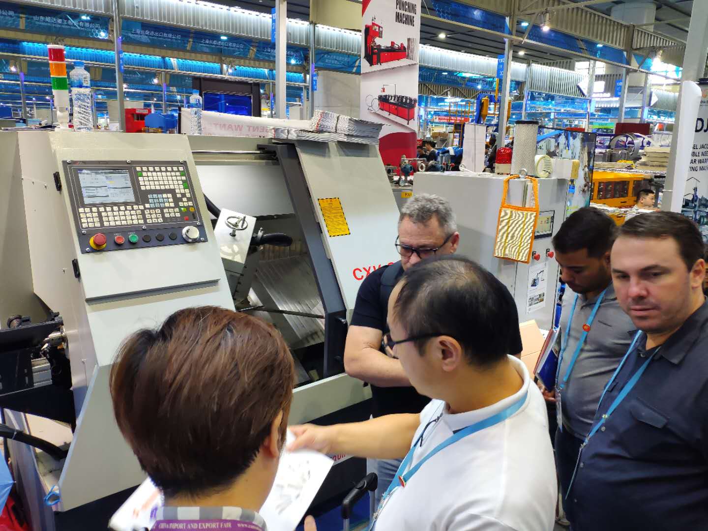 �V���������죬�����������f���������^܇�����鲻�p