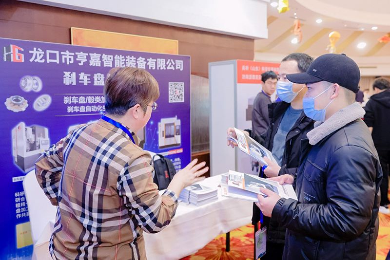 ��˾��չ�x܇�P���b��չ��